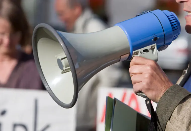 Union Bullhorn